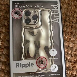 Ripple Liquid Mirror iPhone 16 Pro Max Case - Gold